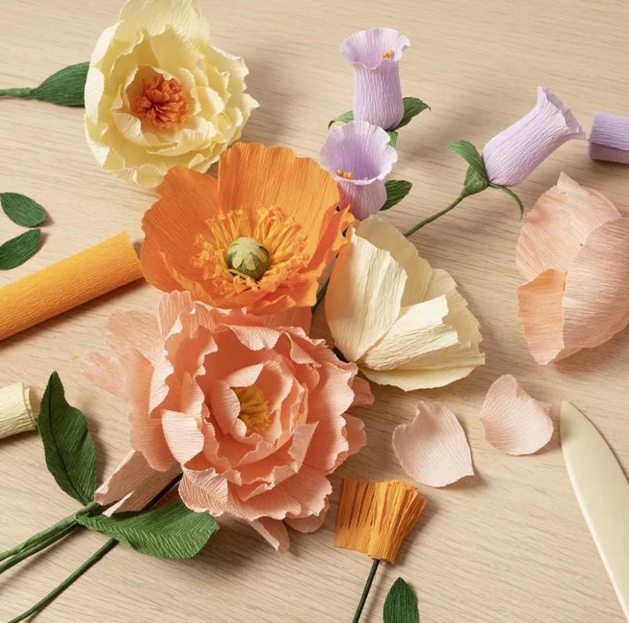 Kvety z krepového papiera